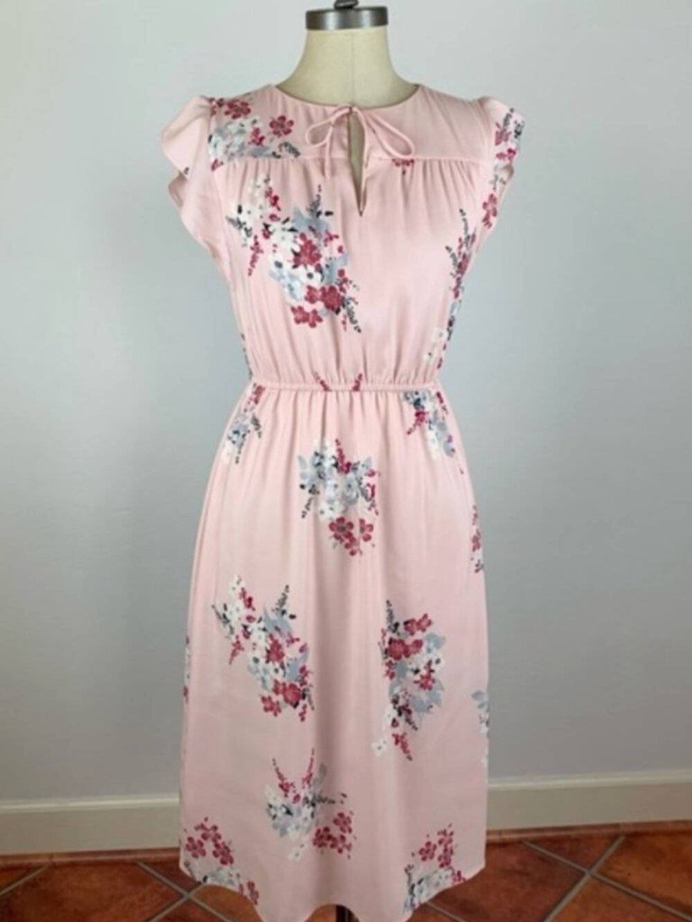 Loft Pink Floral Flutter Fleeve Dress
